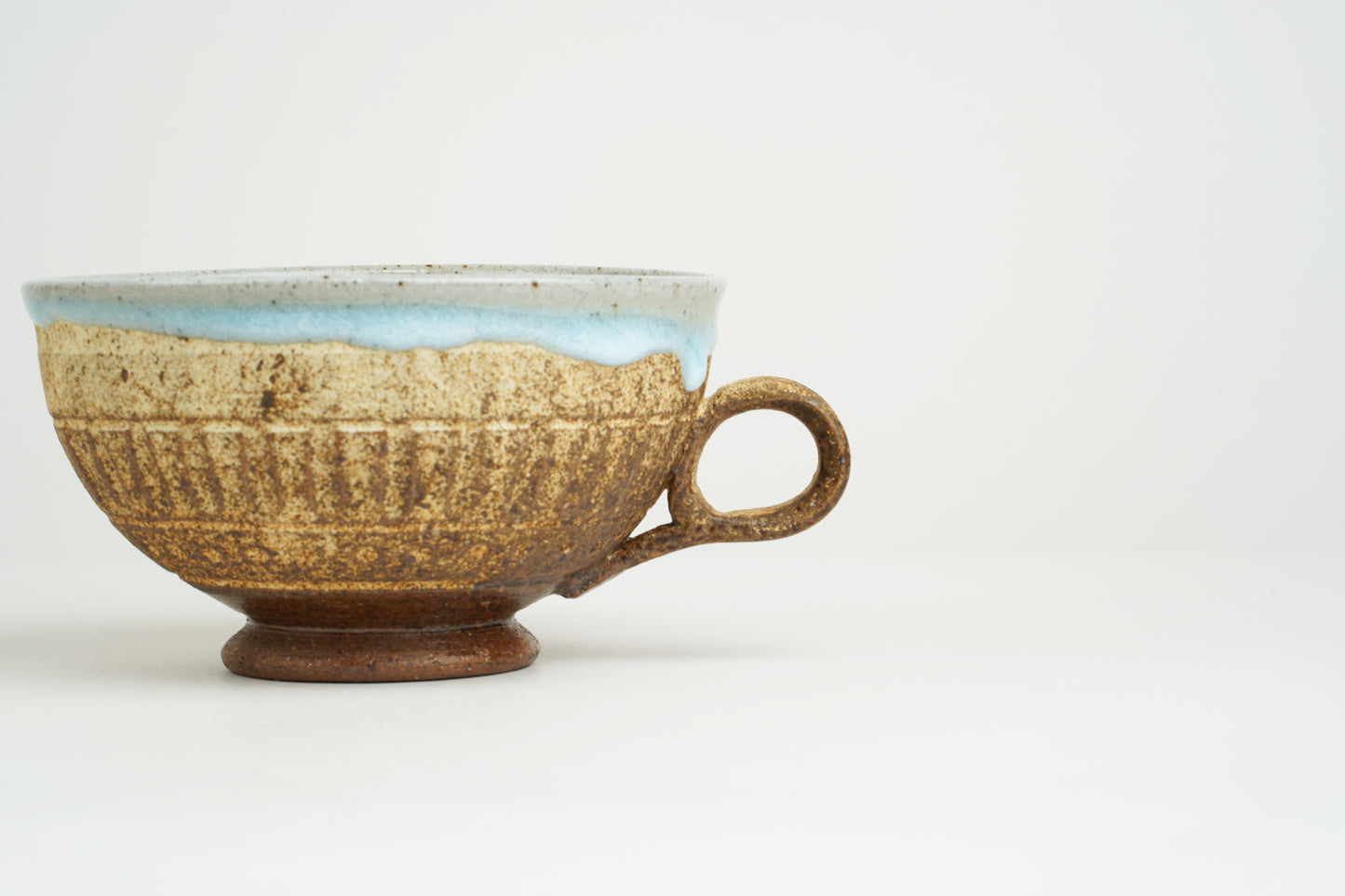 แก้วซุปเคลือบแอช