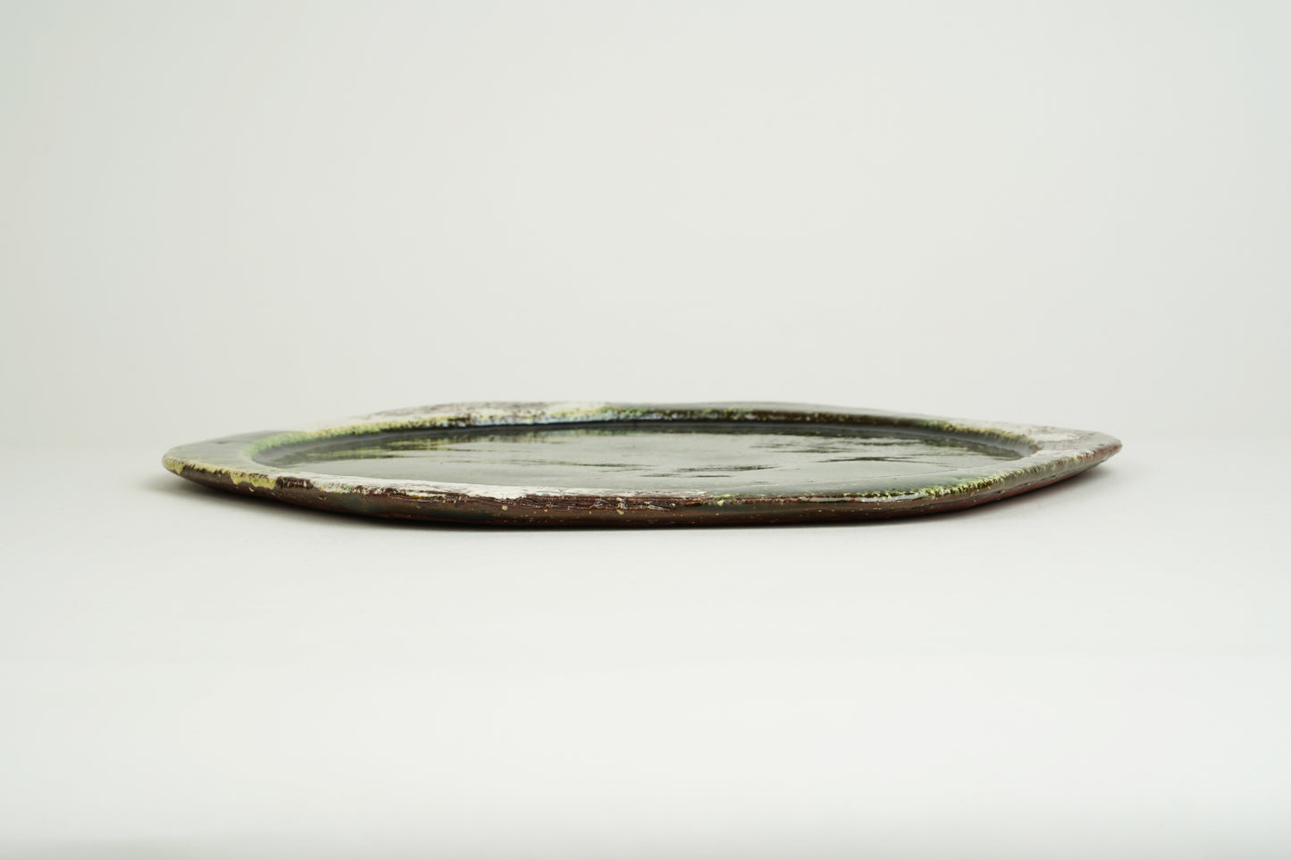 จานหกเหลี่ยมโอริเบะ