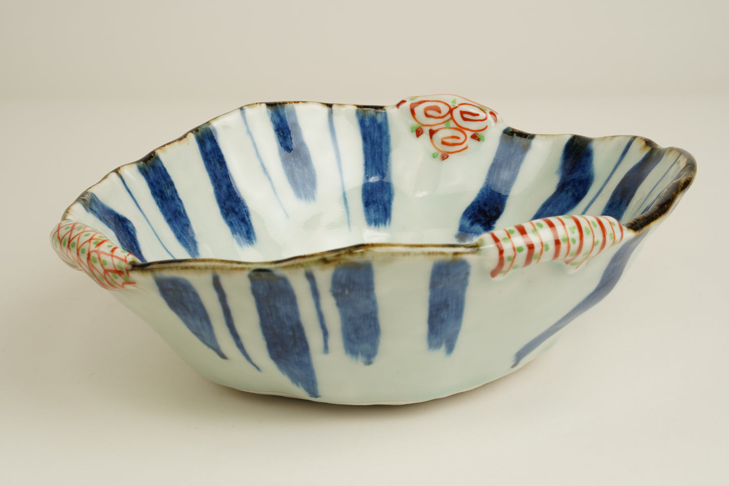 Red-painted small pattern 8-inch bowl