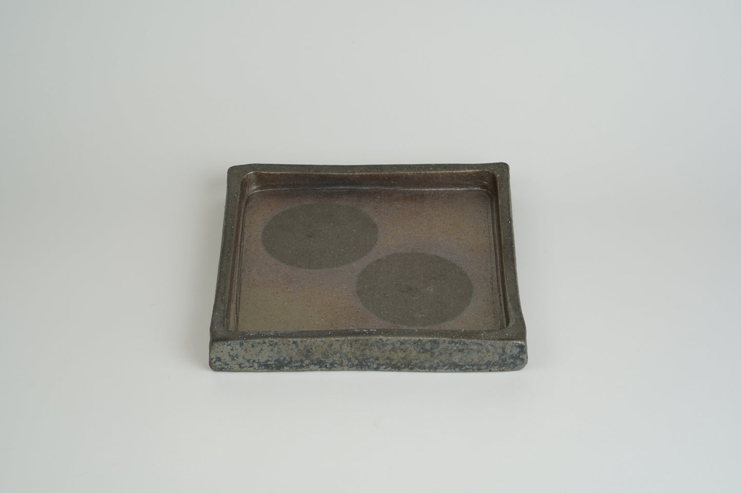 Smoked double-sided square plate