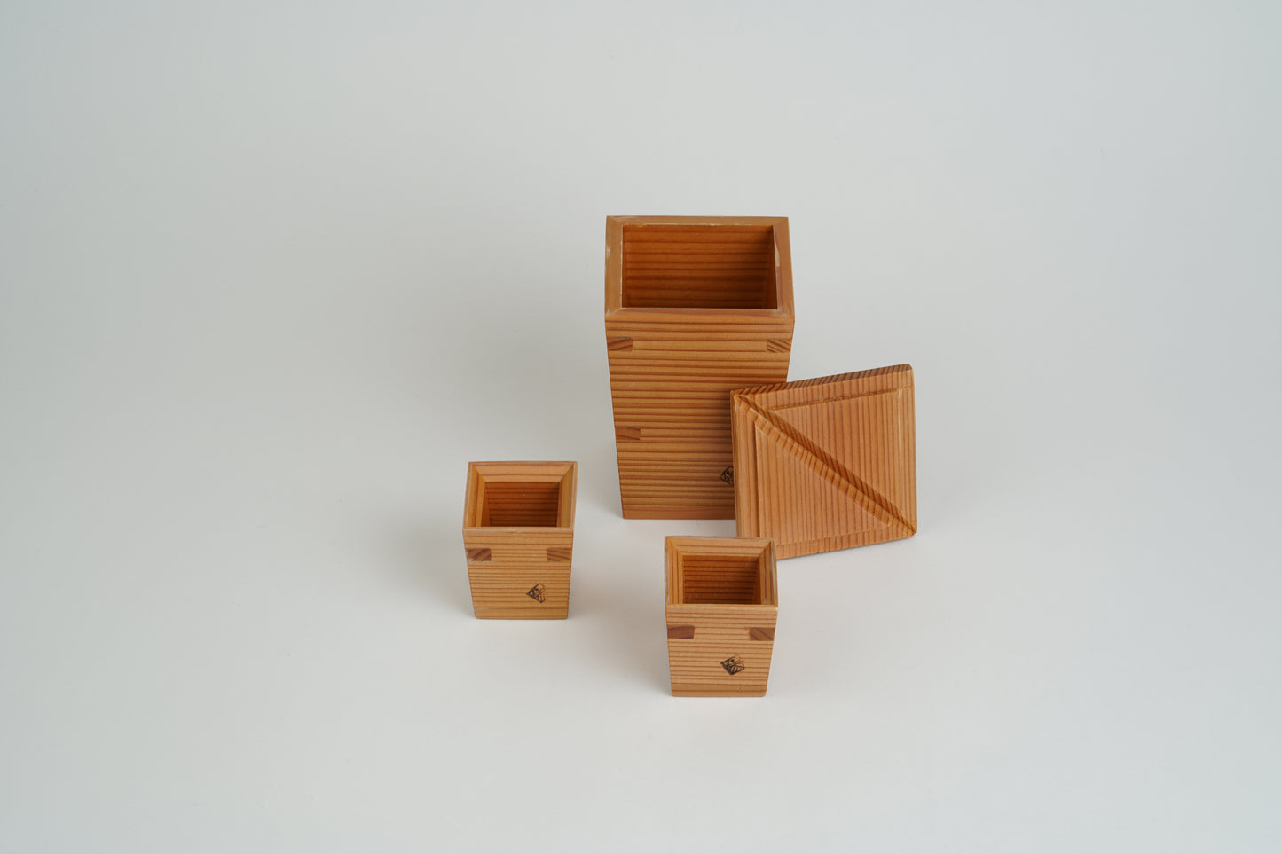 Cedar sake set