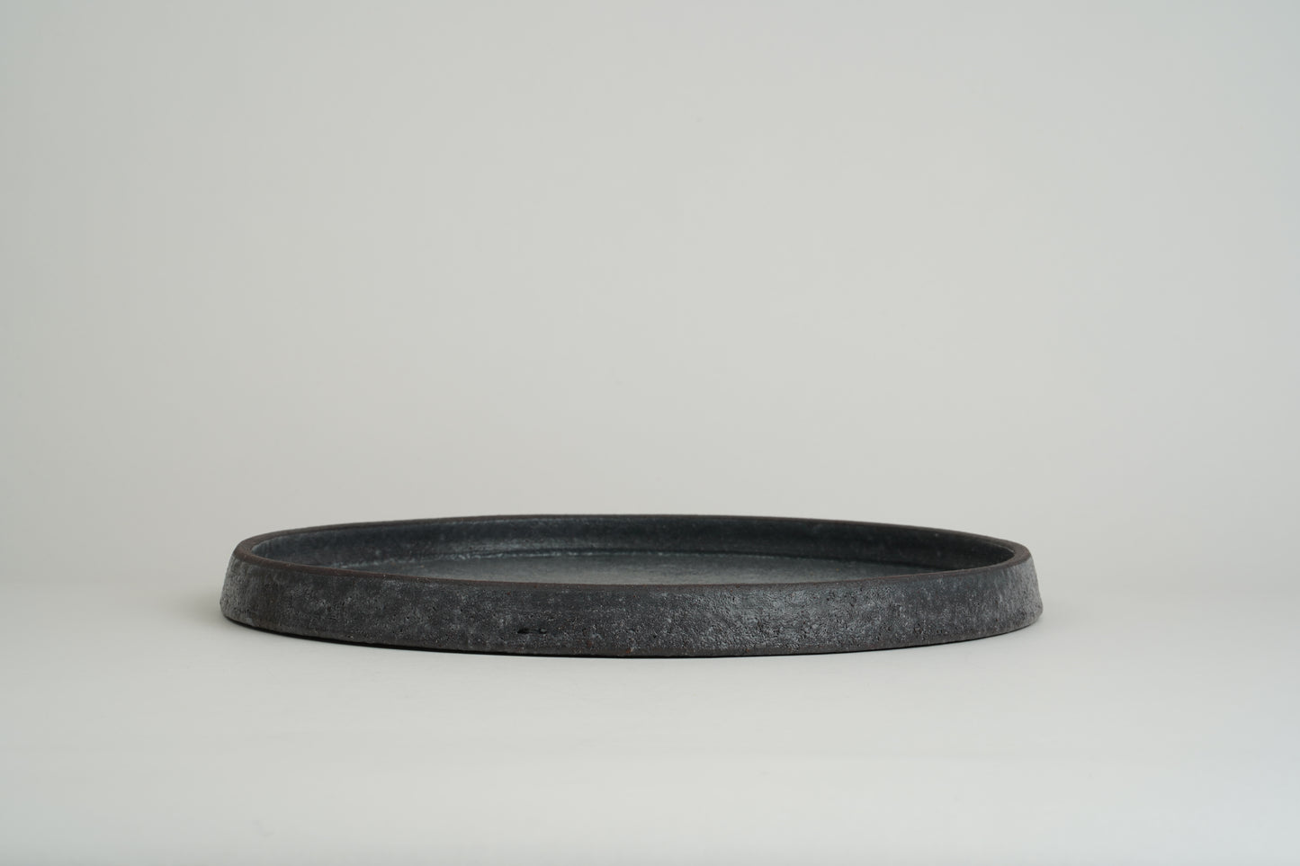 Black Kairagi Double-Sided Plate (Medium)