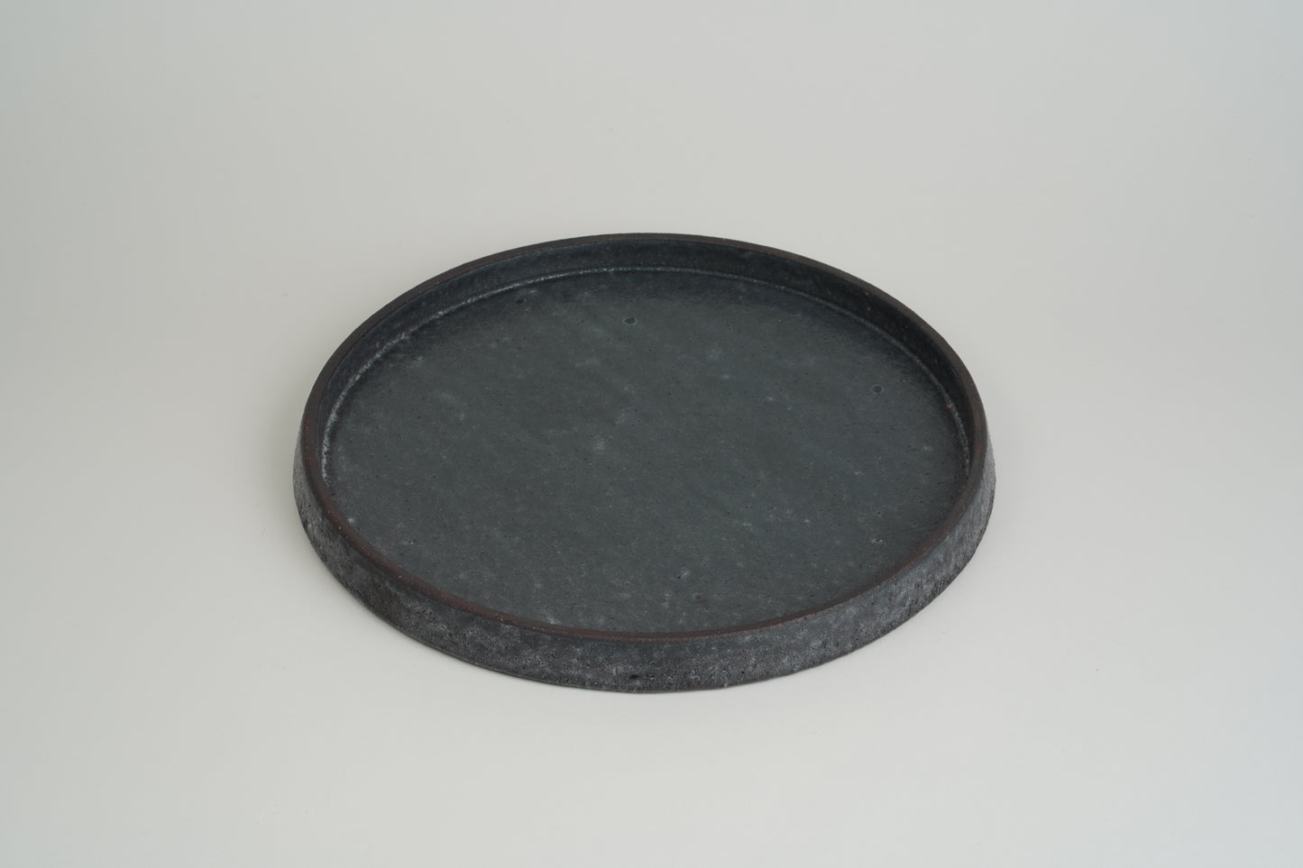 Black Kairagi Double-Sided Plate (Medium)