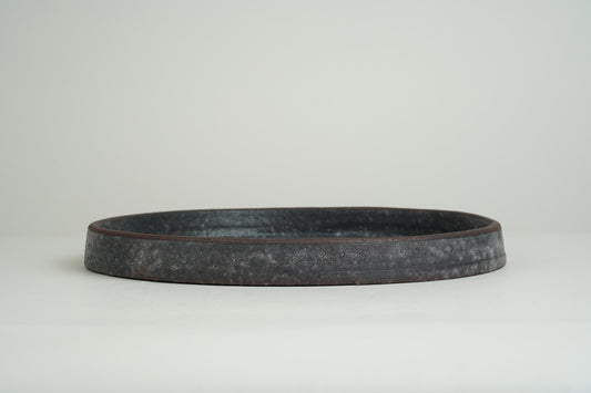 Black oyster saucer 22cm