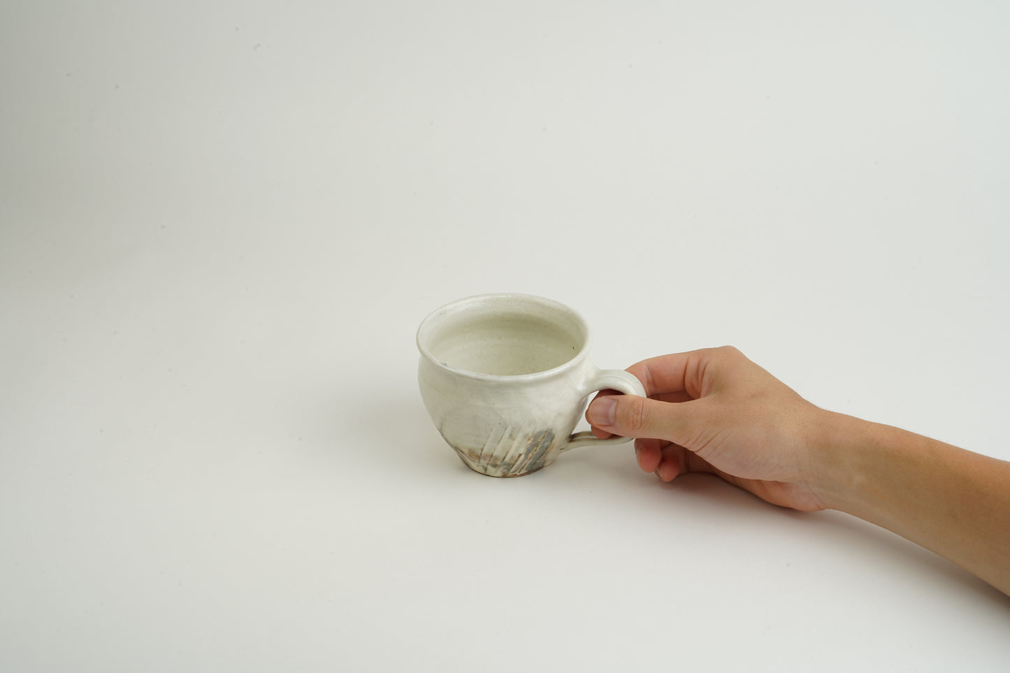 粉引窯変丸型マグカップ