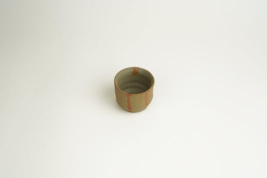 Hidasuki sake cup (Hagi ware)
