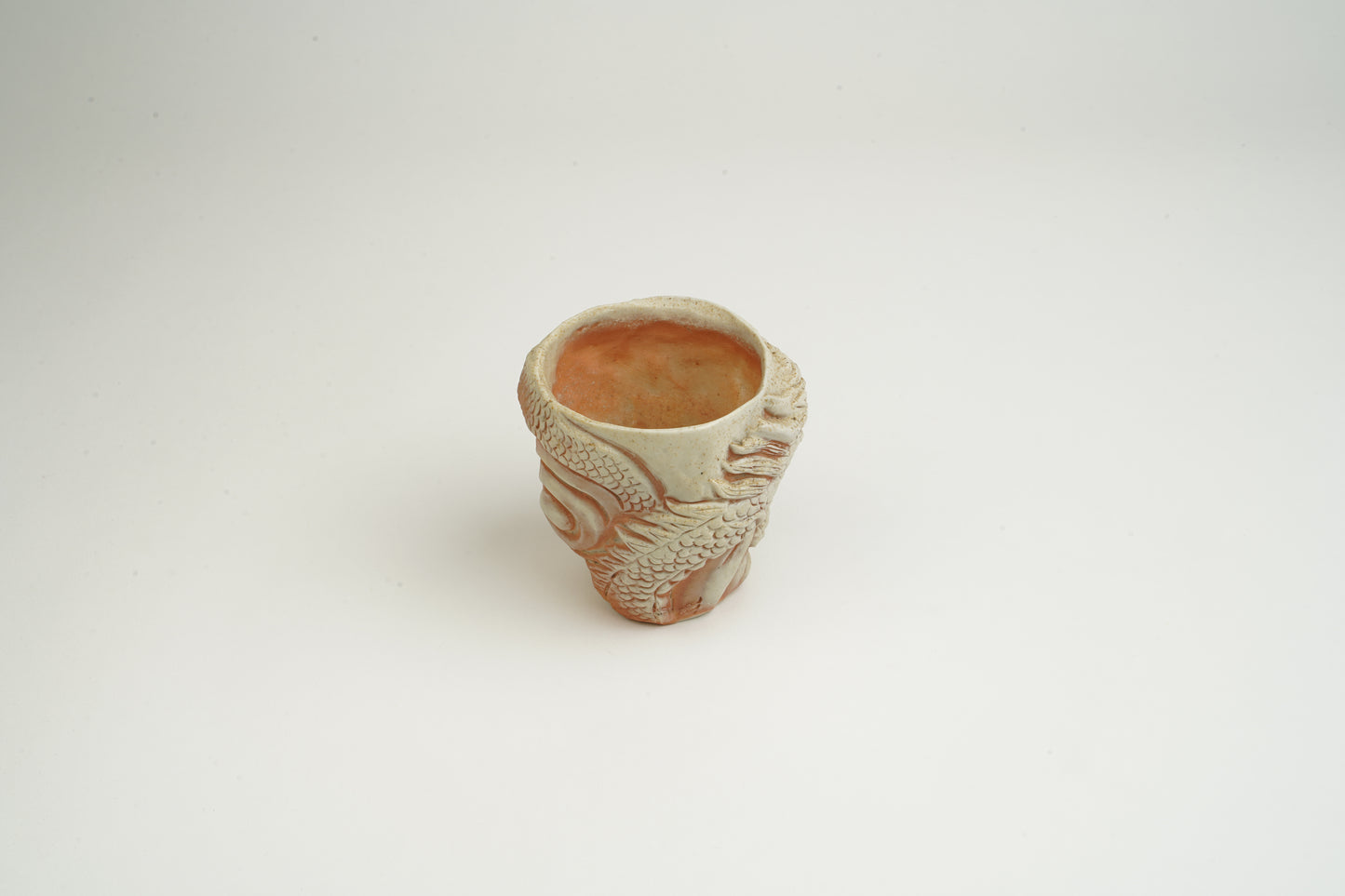 White Bizen Ryusaiku Guinomi (Sake Cup)
Prayer of the White Dragon