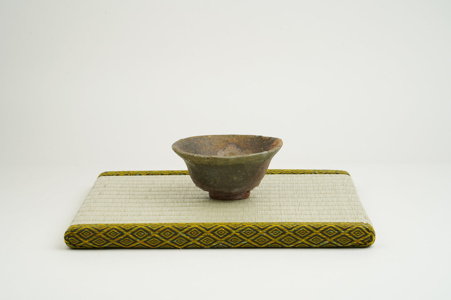 Flat sake cup
A gift from the universe