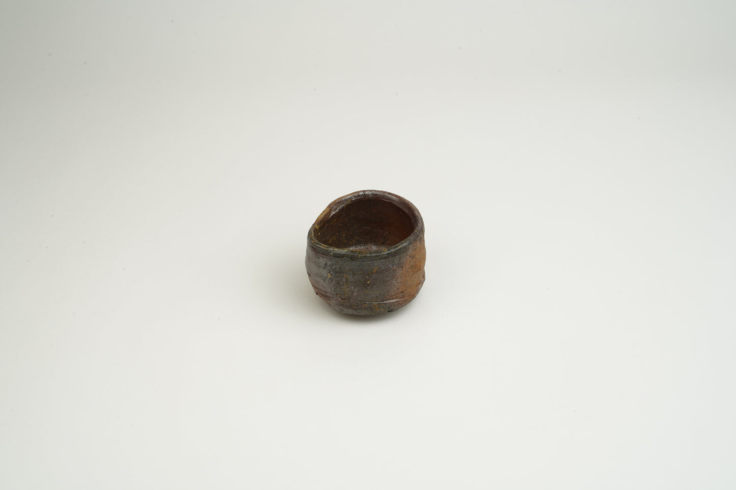 緋襷ぐい呑 45度のシンフォニー