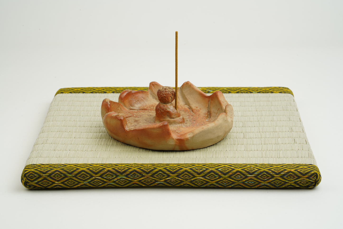 Acala Incense Holder
Heaven, Earth, and a Single Path