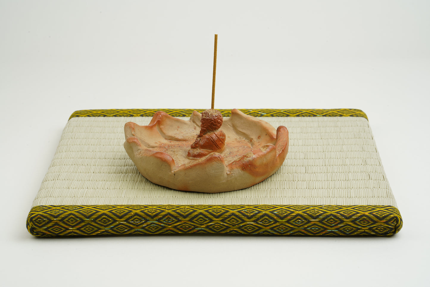 Acala Incense Holder
Heaven, Earth, and a Single Path